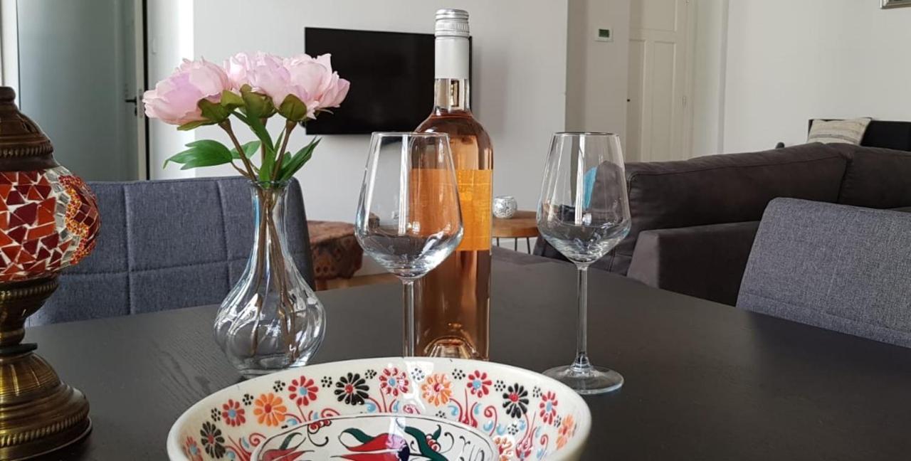Barbera Apartments Haarlem Eksteriør billede